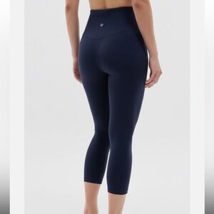 Athleta Elation Crop Dark Navy Blue Leggings Cropped Capri